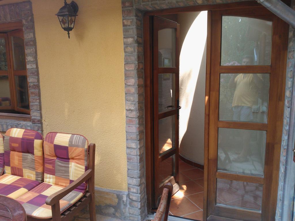 Mediterran Apartmanhaz Szántód Екстериор снимка