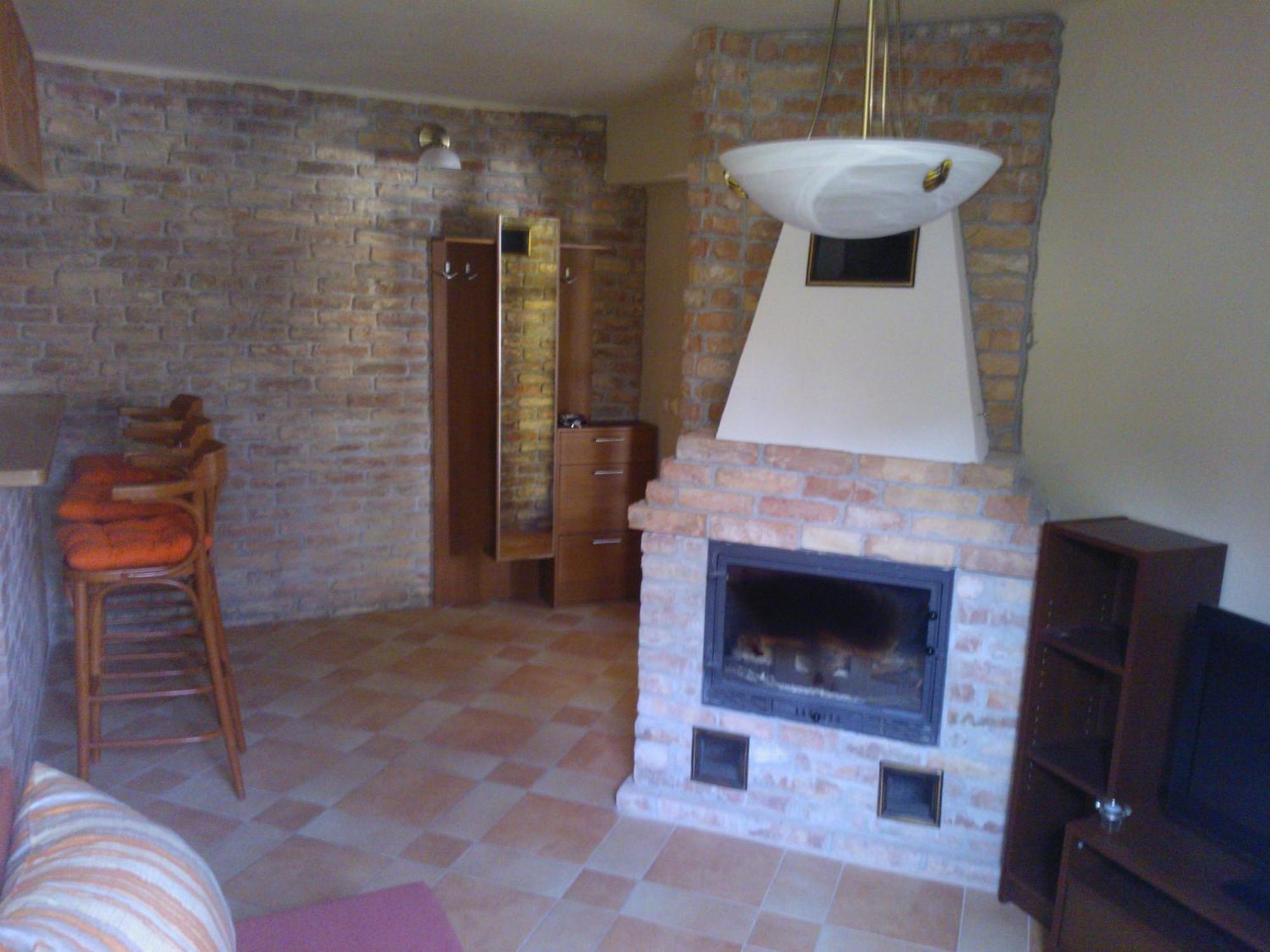 Mediterran Apartmanhaz Szántód Стая снимка